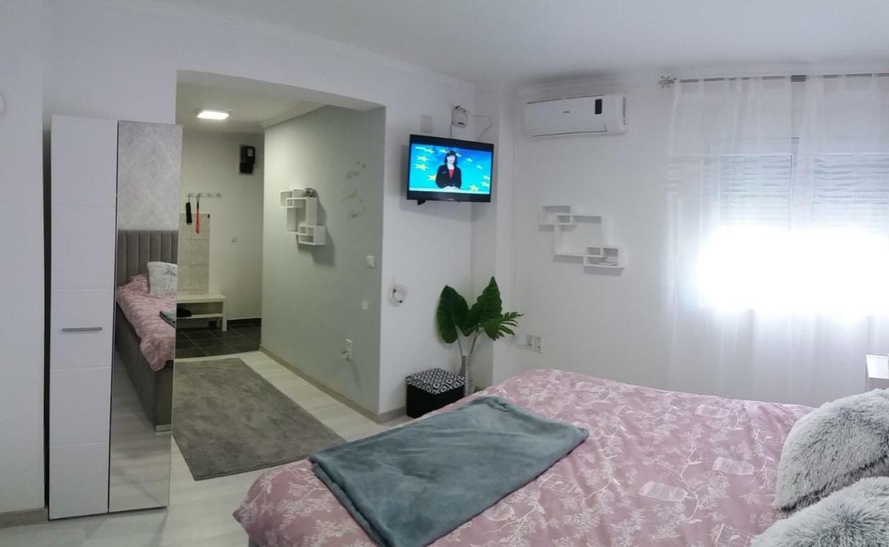Appartamento Studio AJDY Mostar Esterno foto